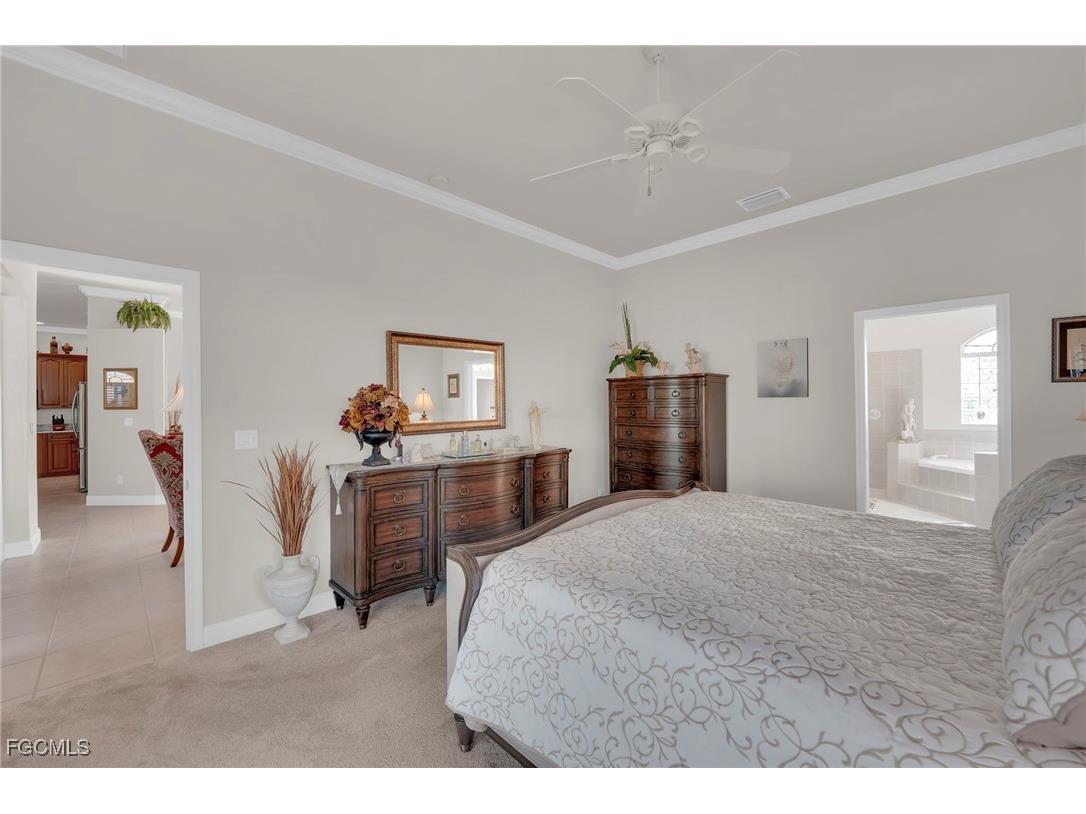 5212 SW 8th Court Cape Coral FL 33914 2025001256 image12