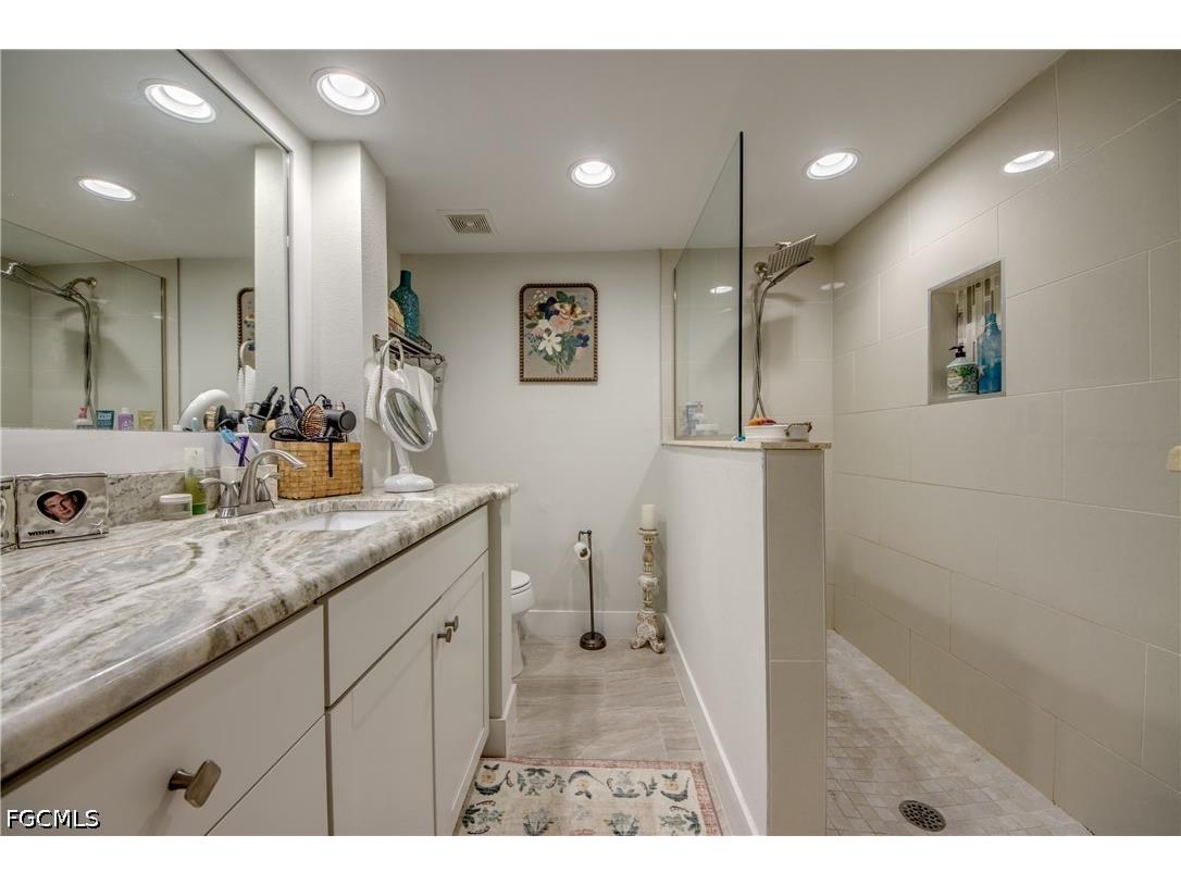 5213 Cedarbend Drive #4 Fort Myers FL 33919 2026027460 image31