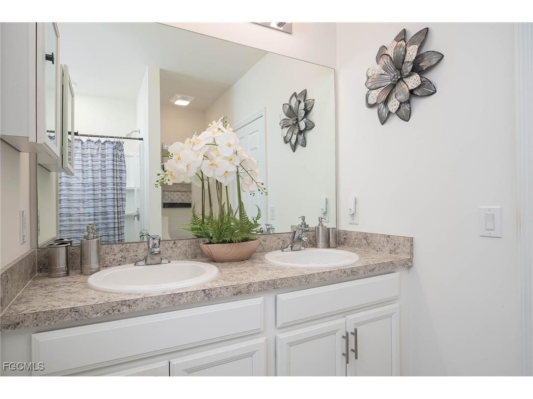 5213 Shell Mound Circle Punta Gorda FL 33982 2026006087 image10