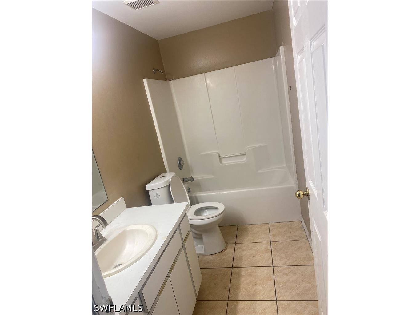 5214 25th Street SW Lehigh Acres FL 33973 226018602 image4