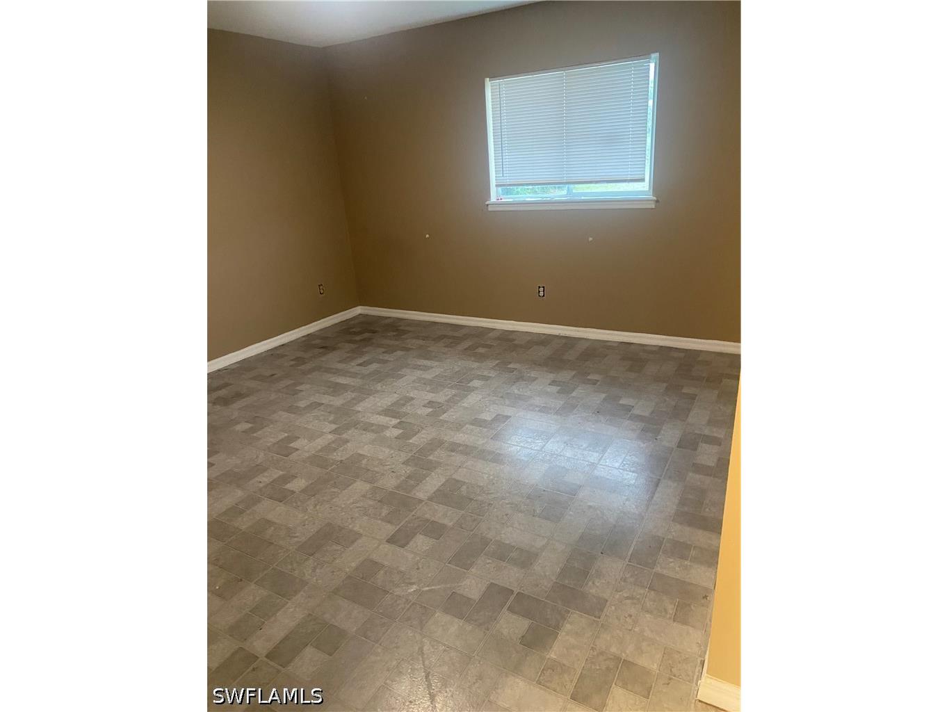 5214 25th Street SW Lehigh Acres FL 33973 226018602 image9