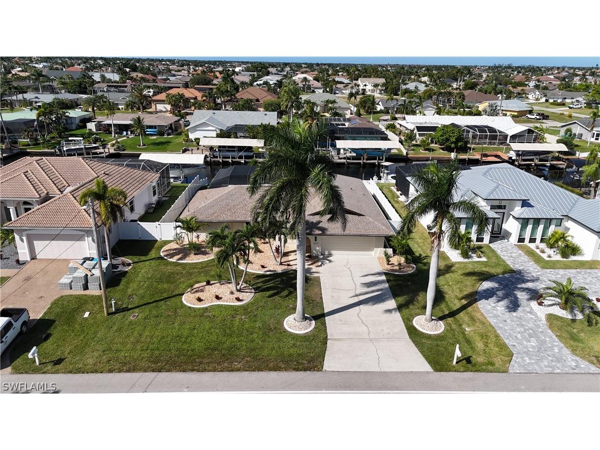 5214 Skyline Boulevard Cape Coral FL 33914 224044869 image1