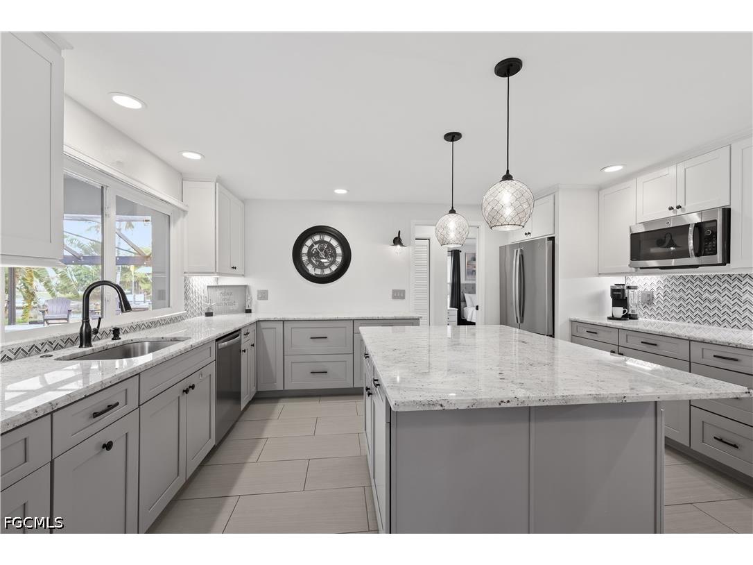 5215 Pelican Boulevard Cape Coral FL 33914 2026023410 image21