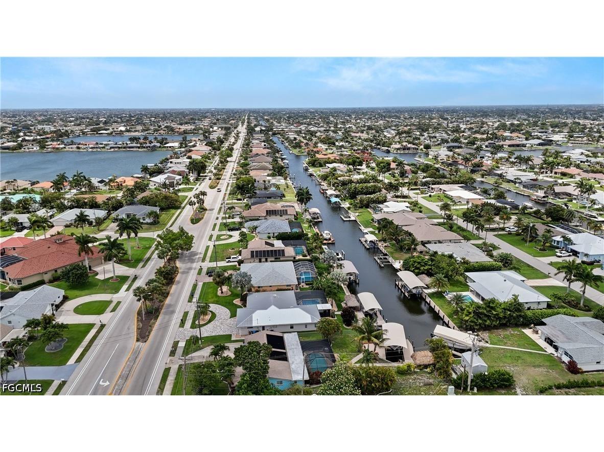 5215 Pelican Boulevard Cape Coral FL 33914 2026023410 image4