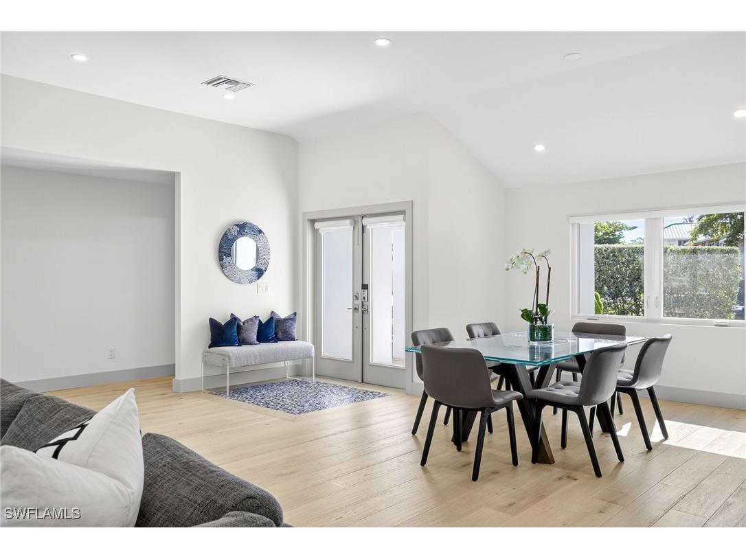 5215 Seashell Avenue Naples FL 34103 225063659 image22