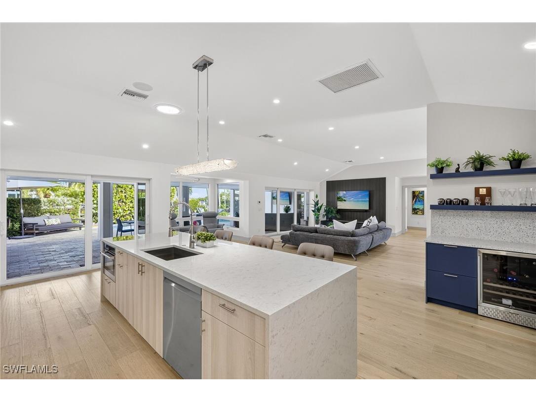 5215 Seashell Avenue Naples FL 34103 225063659 image25