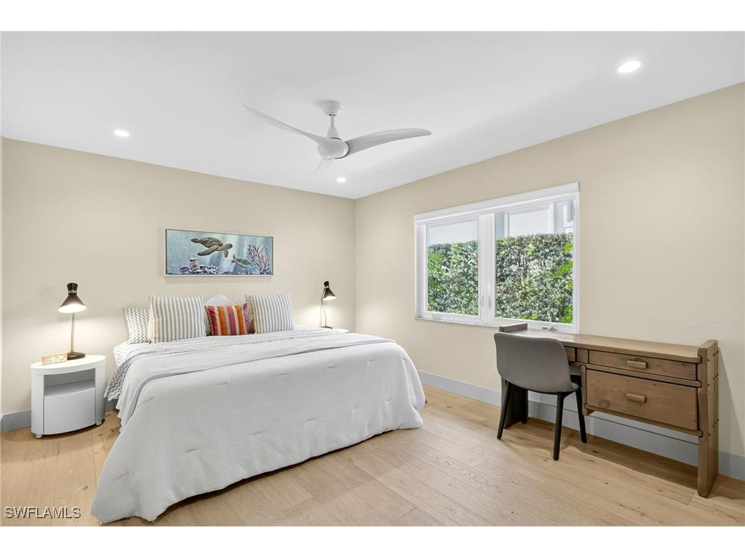 5215 Seashell Avenue Naples FL 34103 225063659 image39