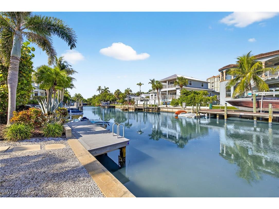 5215 Seashell Avenue Naples FL 34103 225063659 image44