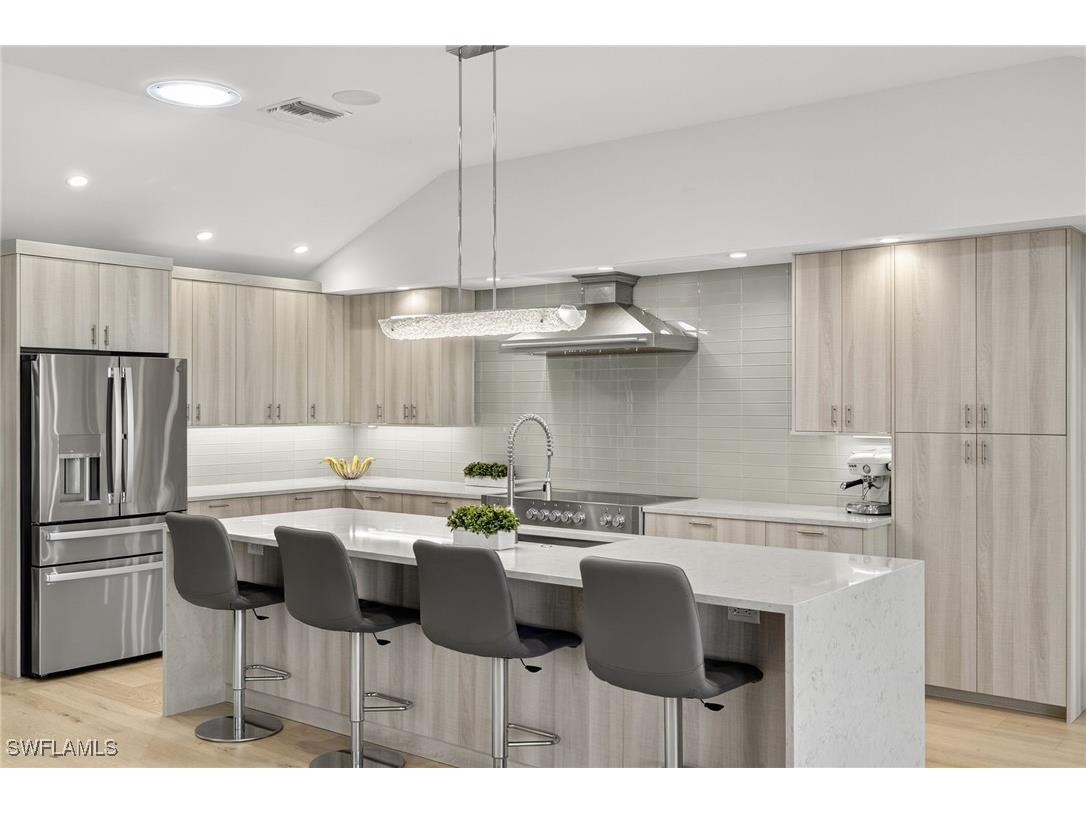 5215 Seashell Avenue Naples FL 34103 225063659 image7