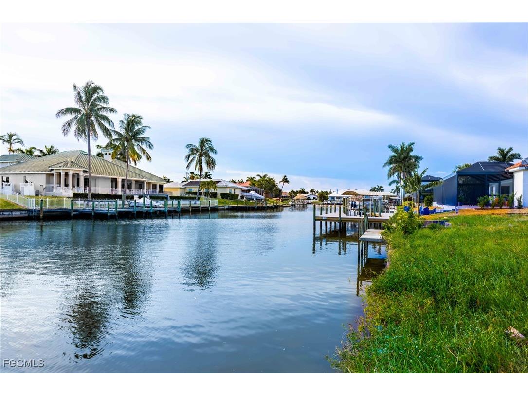 5216 SW 22nd Place Cape Coral FL 33914 2025004764 image1