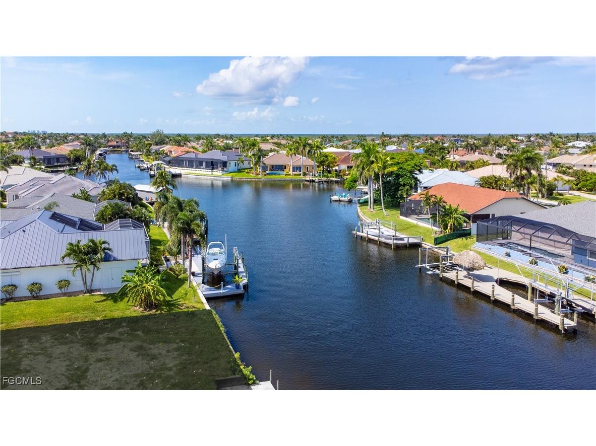 5216 SW 22nd Place Cape Coral FL 33914 2025004764 image5
