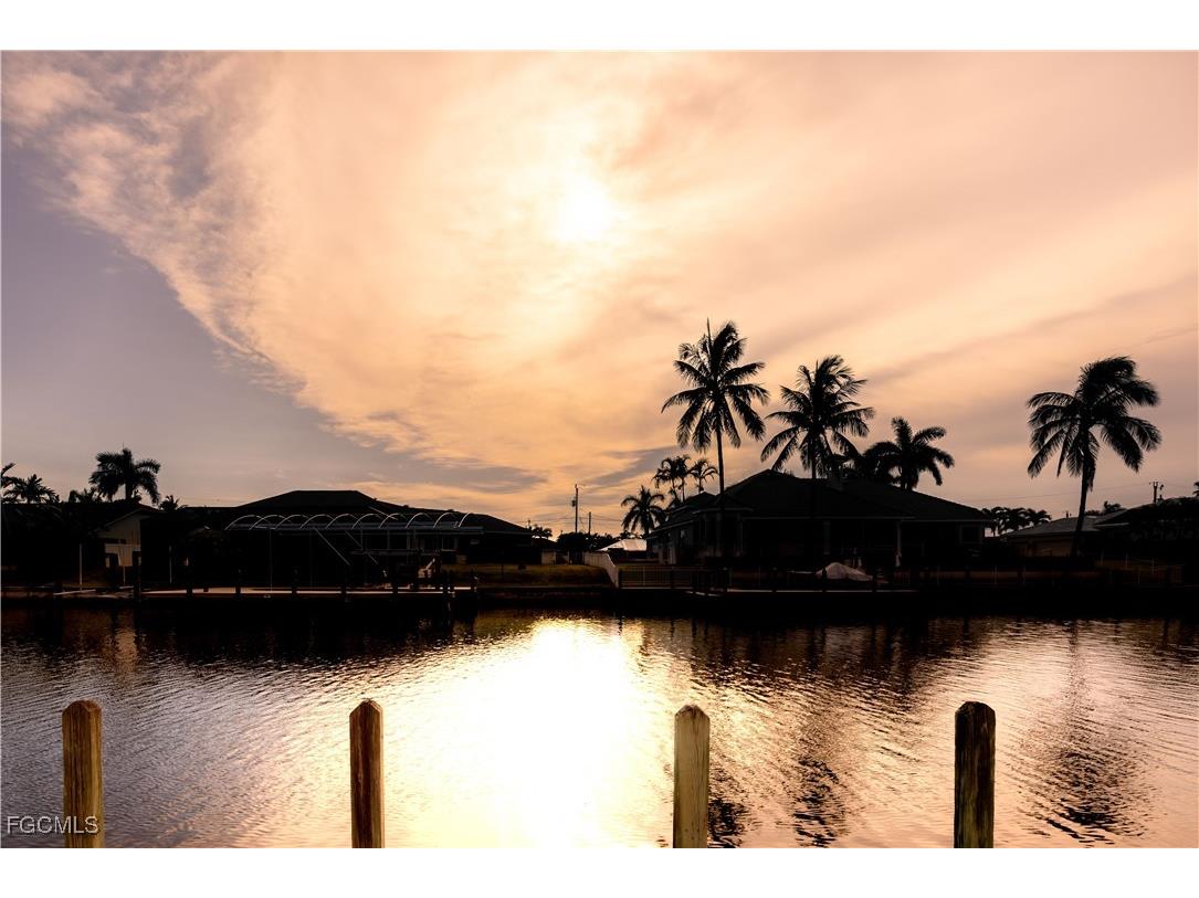 5216 SW 22nd Place Cape Coral FL 33914 2025004764 image9