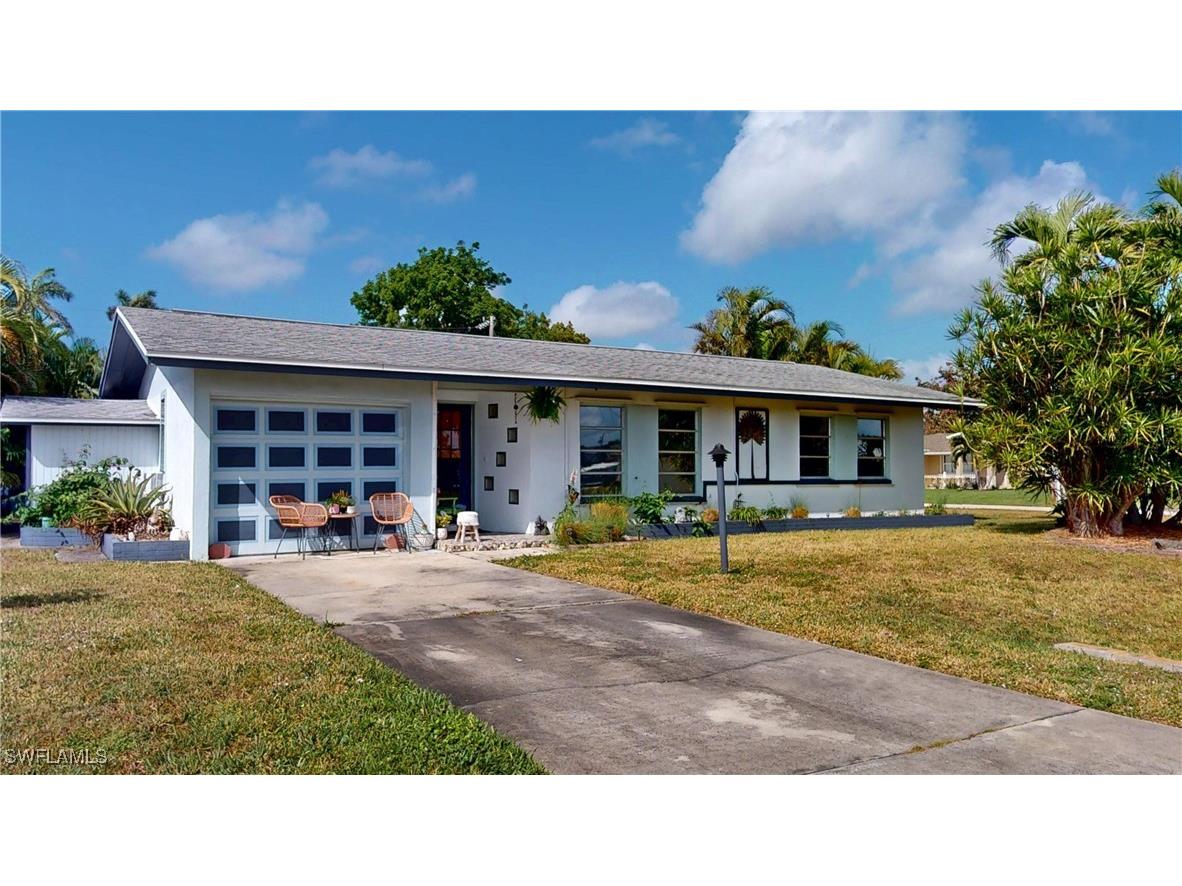 5216 Versailles Court Cape Coral FL 33904 225013538 image1