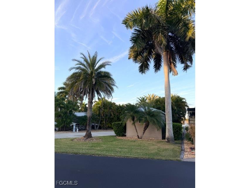5217 Cypress Trail Resort Circle Fort Myers FL 33905 2026002847 image2