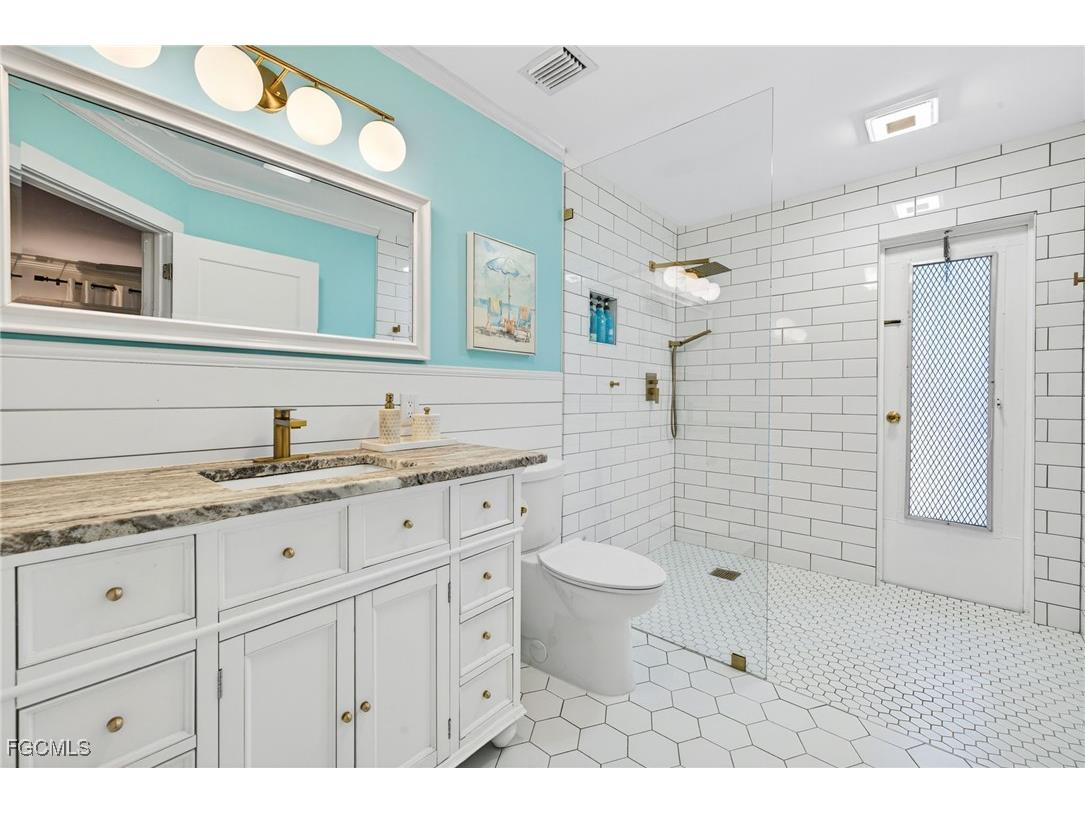 5217 Elm Court Cape Coral FL 33904 2025021540 image18