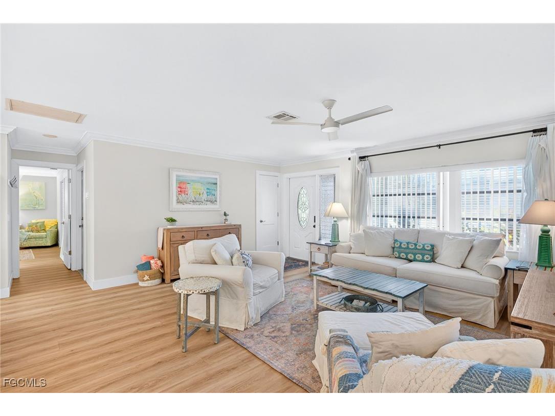 5217 Elm Court Cape Coral FL 33904 2025021540 image5