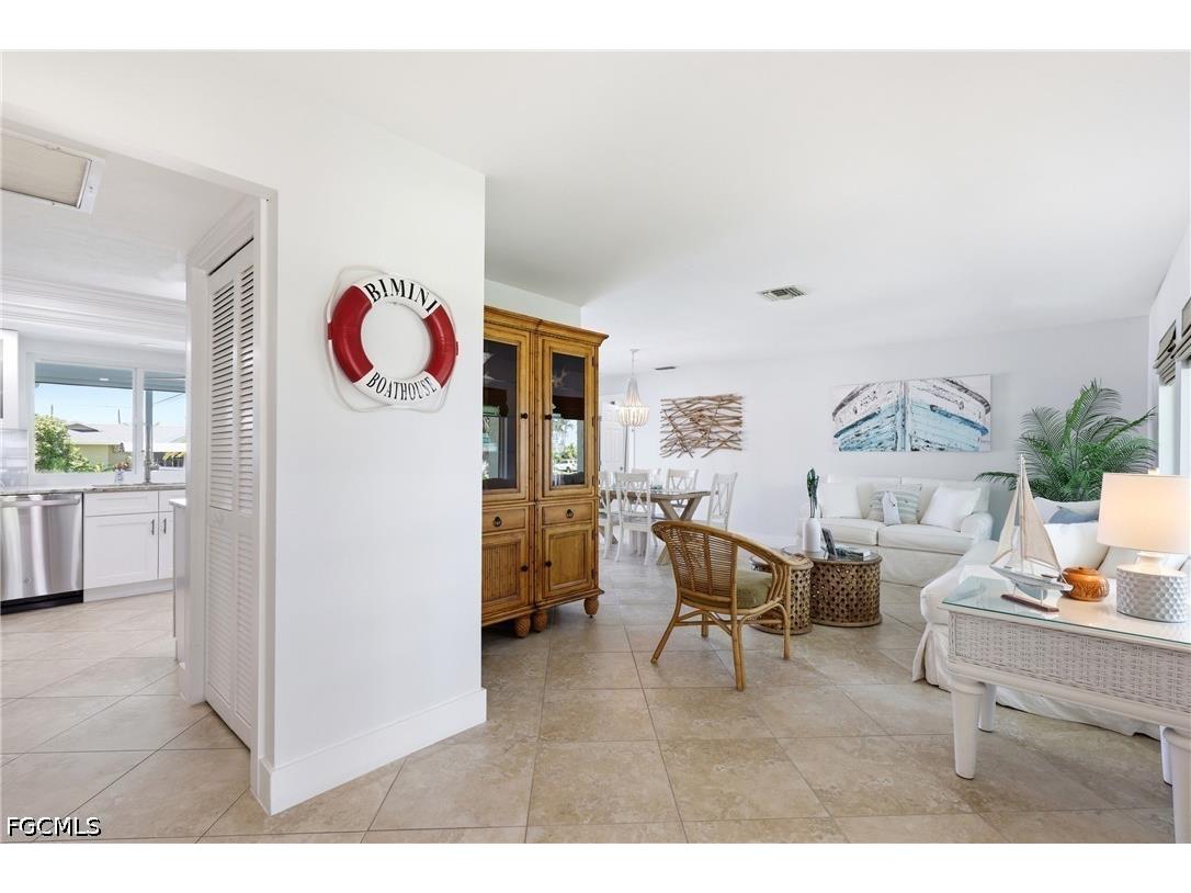 5218 Stratford Court Cape Coral FL 33904 2026019778 image8