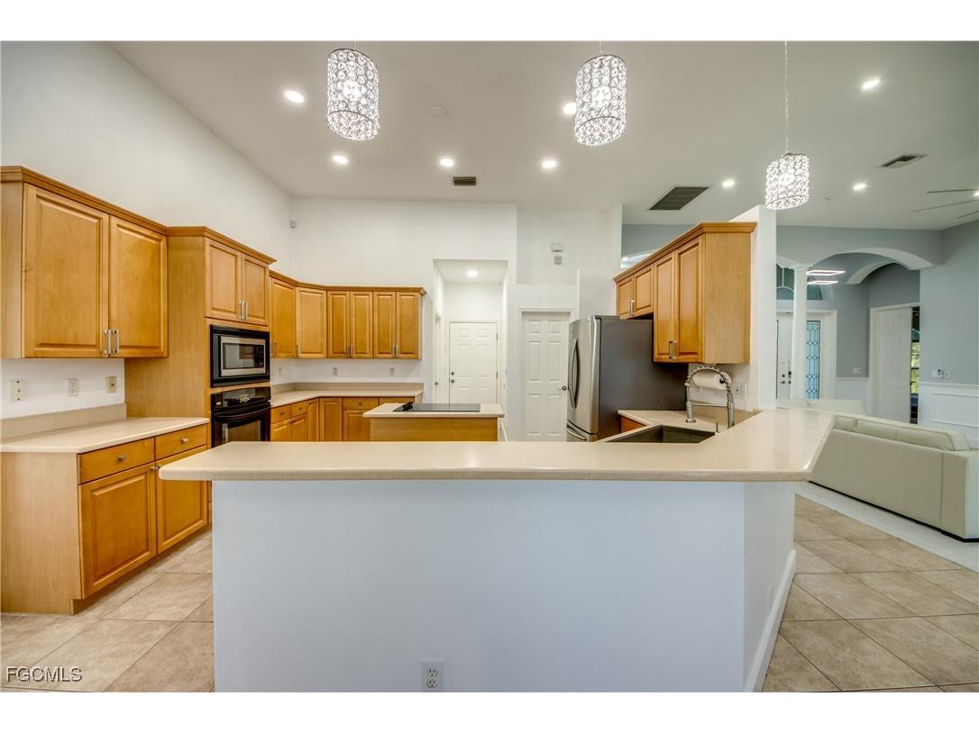 5219 SW 11th Place Cape Coral FL 33914 2025026156 image11