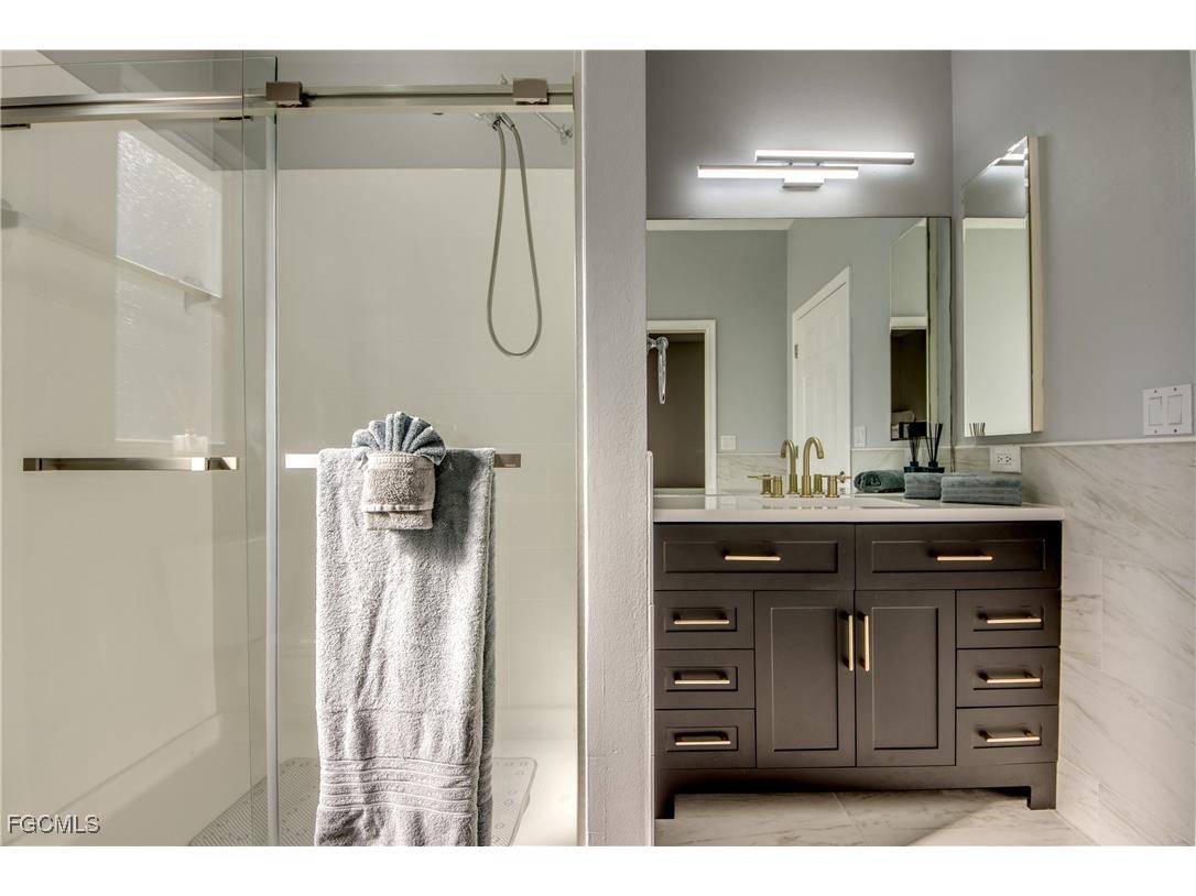 5219 SW 11th Place Cape Coral FL 33914 2025026156 image26