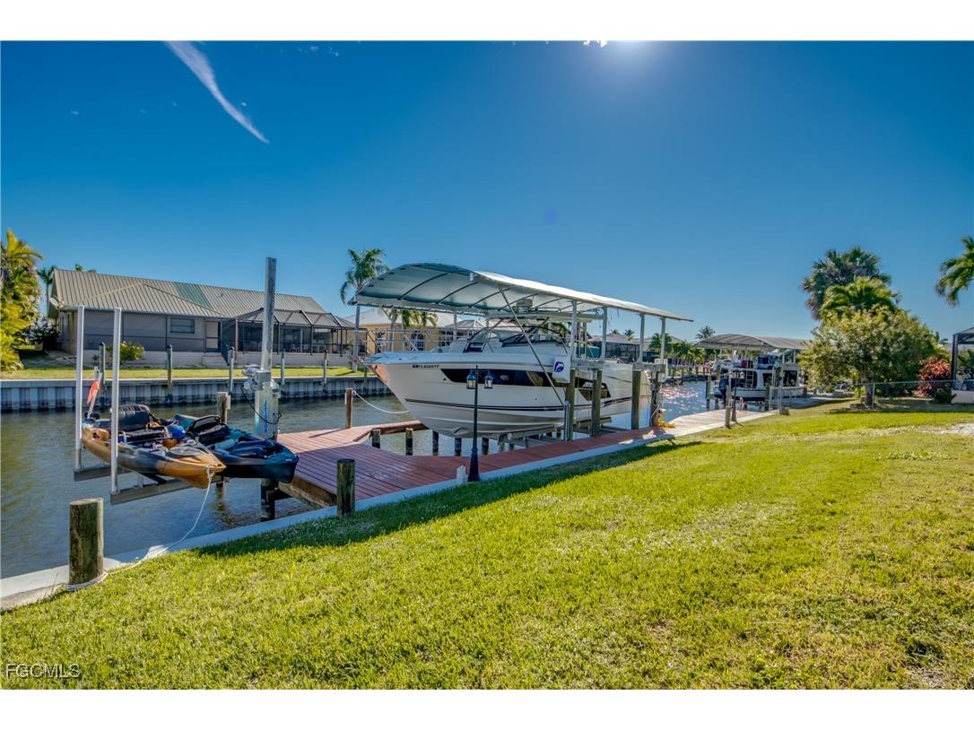 5219 SW 11th Place Cape Coral FL 33914 2025026156 image42