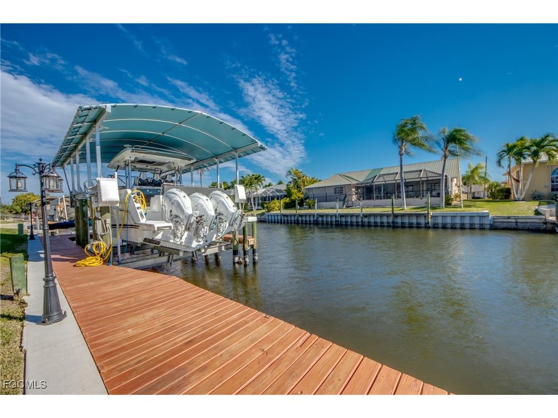 5219 SW 11th Place Cape Coral FL 33914 2025026156 image43