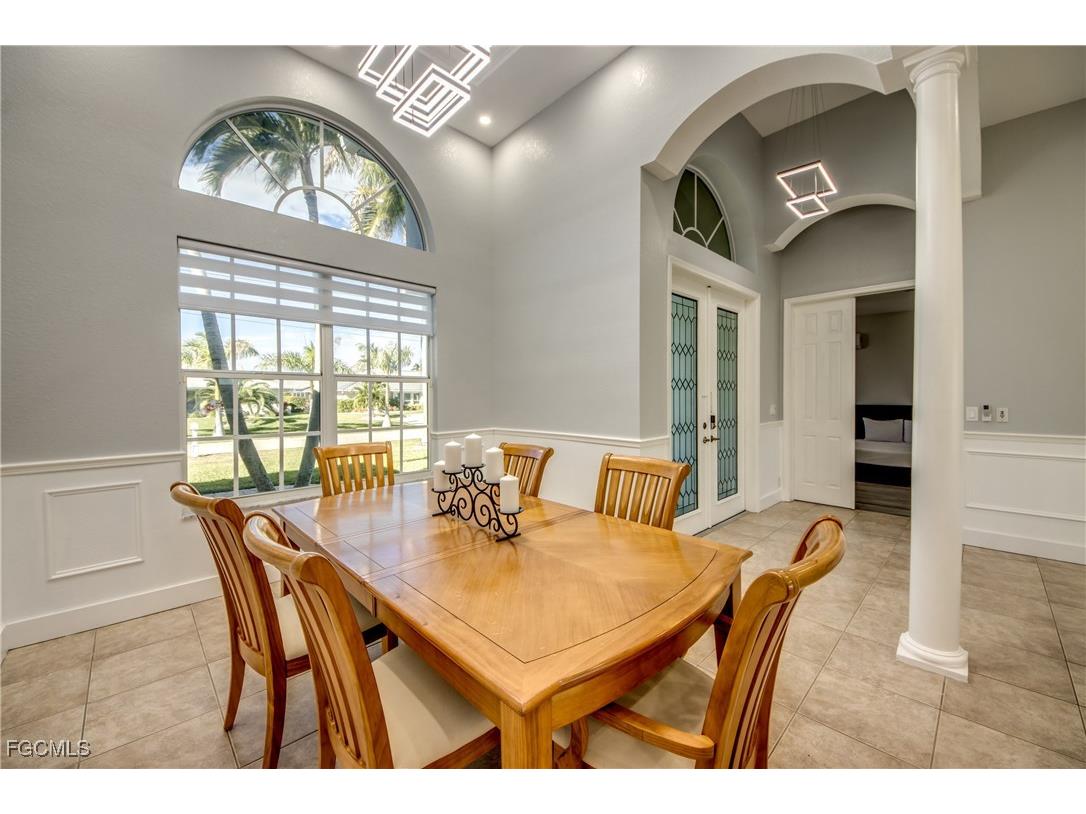 5219 SW 11th Place Cape Coral FL 33914 2025026156 image8