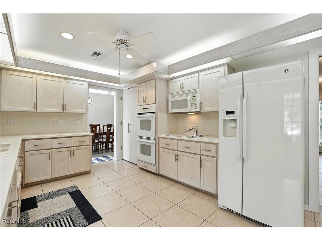 5219 SW 2nd Place Cape Coral FL 33914 2025018317 image14