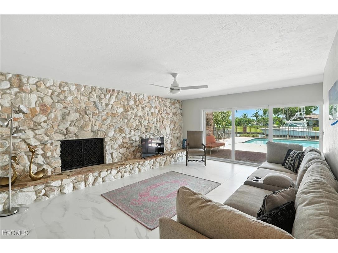 5219 SW 2nd Place Cape Coral FL 33914 2025018317 image16