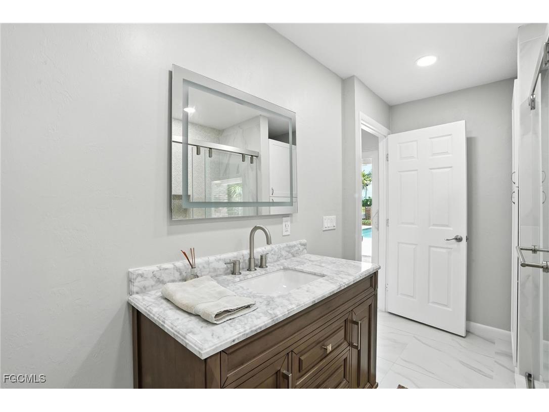 5219 SW 2nd Place Cape Coral FL 33914 2025018317 image18