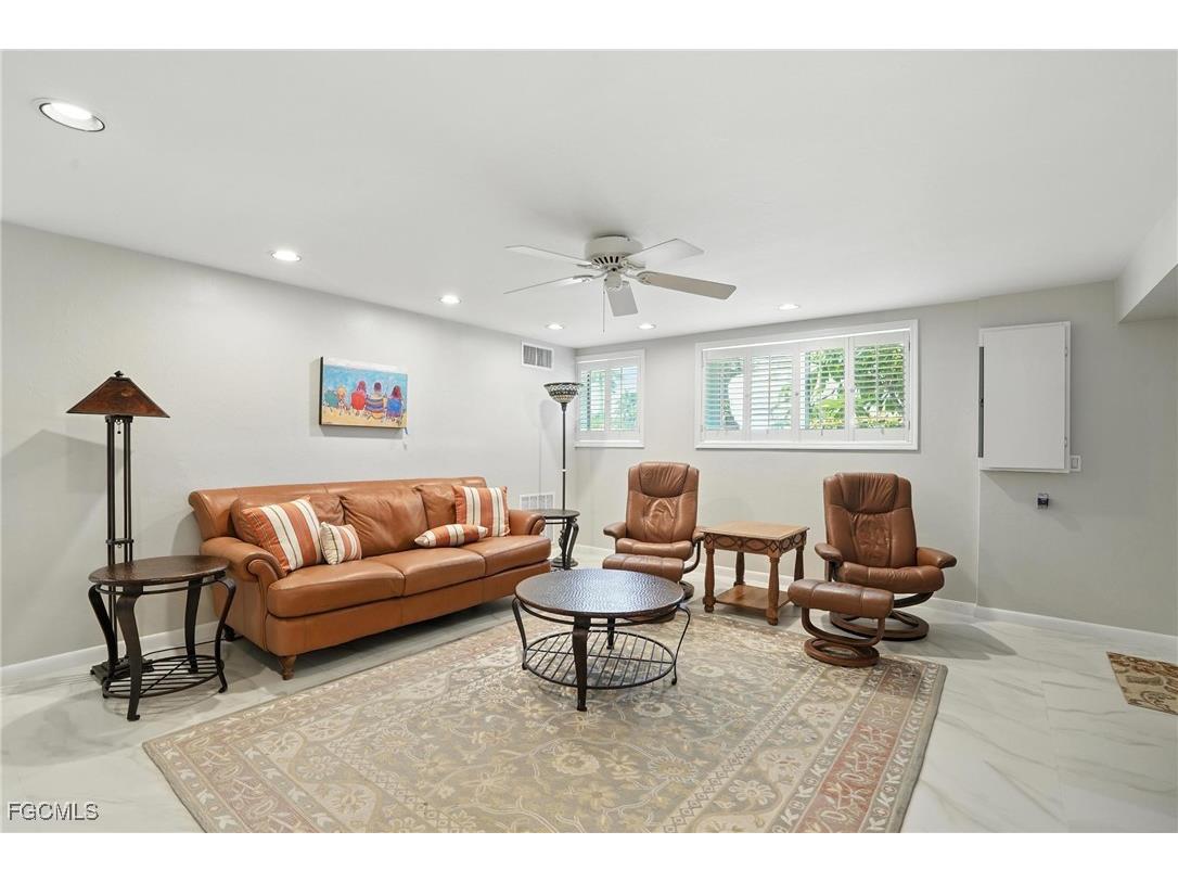 5219 SW 2nd Place Cape Coral FL 33914 2025018317 image20