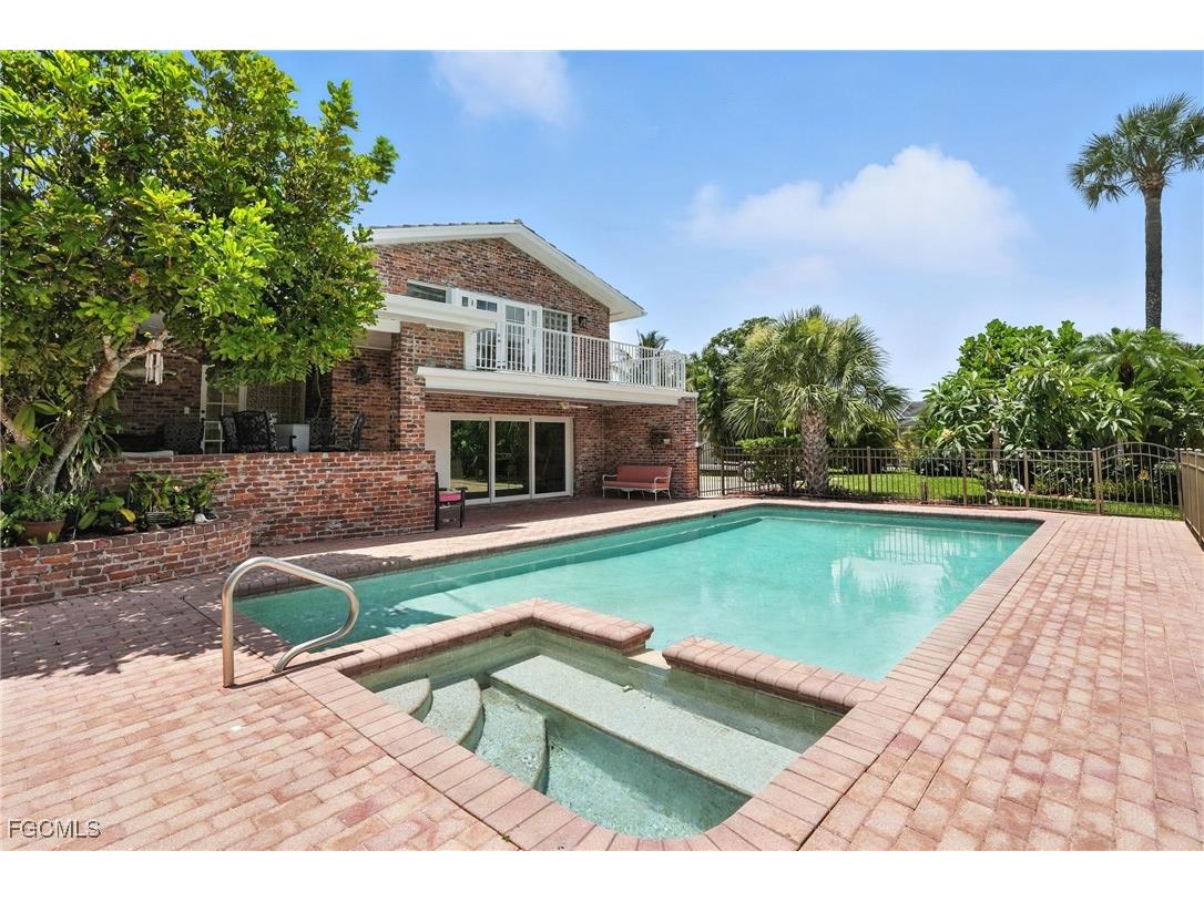 5219 SW 2nd Place Cape Coral FL 33914 2025018317 image39