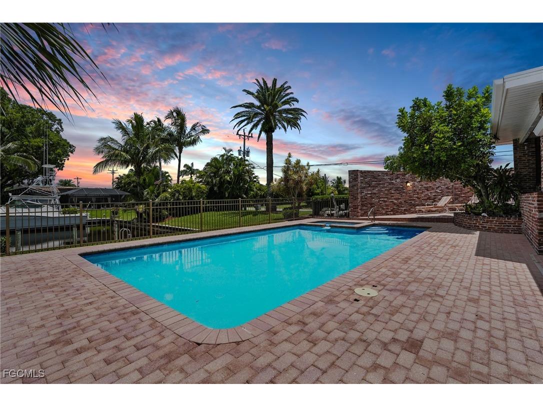 5219 SW 2nd Place Cape Coral FL 33914 2025018317 image42