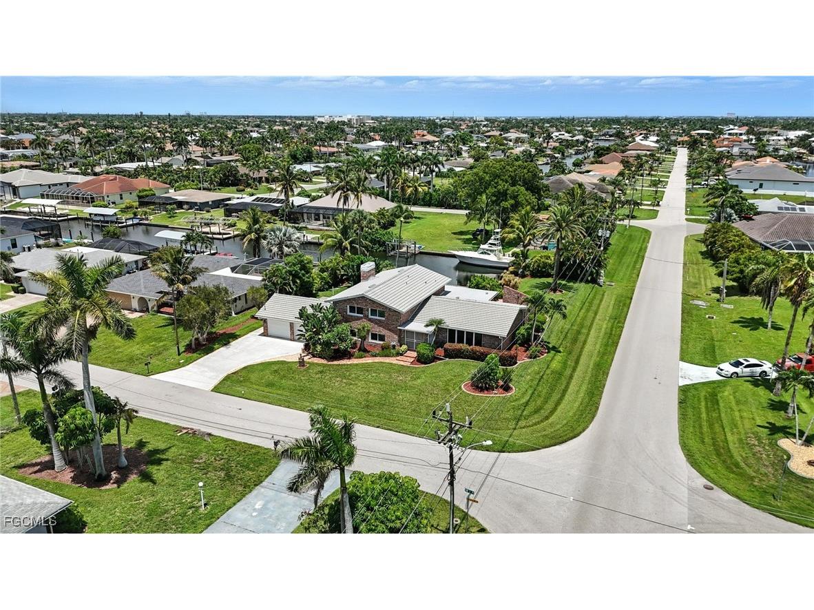 5219 SW 2nd Place Cape Coral FL 33914 2025018317 image5