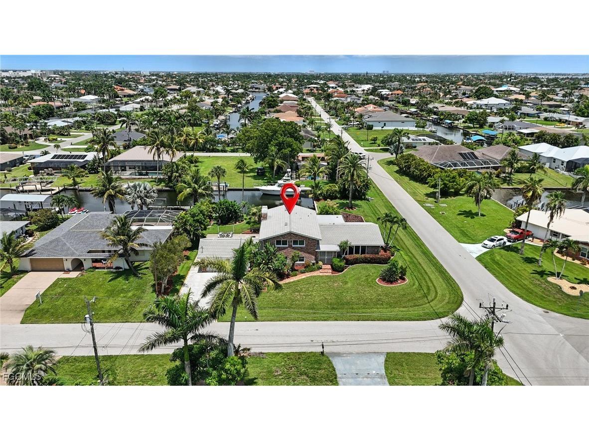 5219 SW 2nd Place Cape Coral FL 33914 2025018317 image6