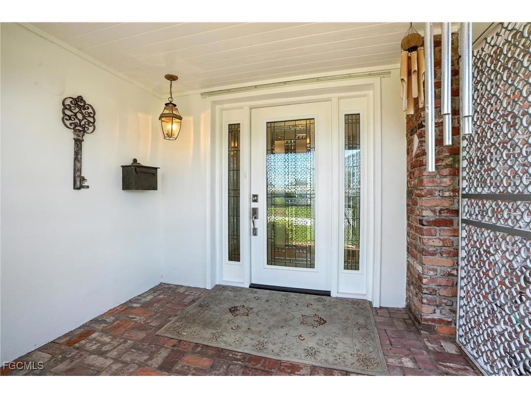 5219 SW 2nd Place Cape Coral FL 33914 2025018317 image7