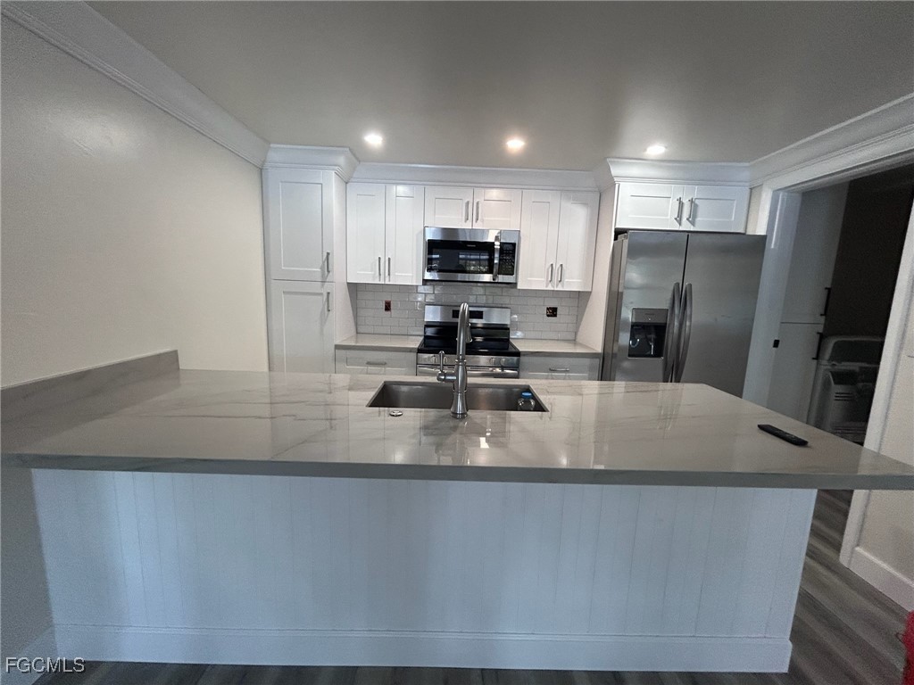 5219 Treetops Drive #I Naples FL 34113 2025025947 image4