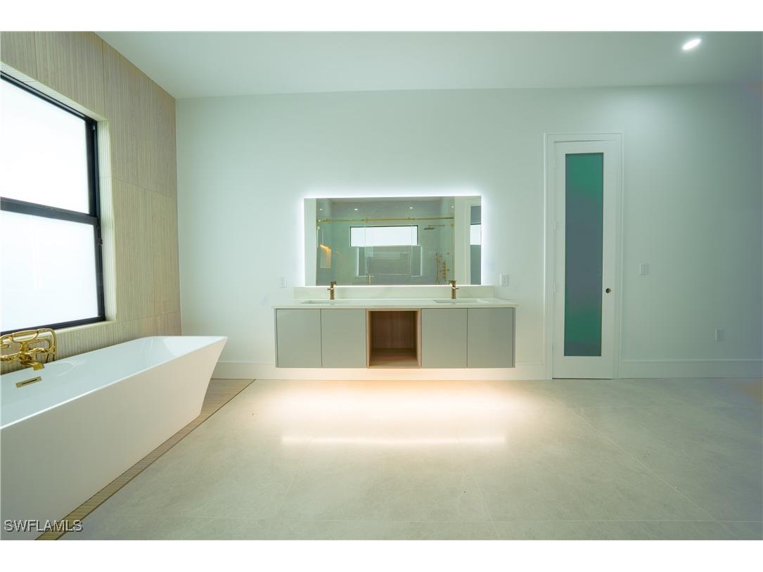 522 17th Street SW Naples FL 34117 225066790 image26