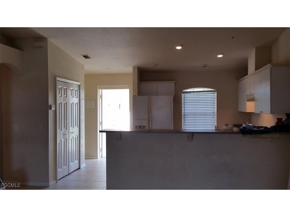 522/524 NE 24th Place Cape Coral FL 33909 2025012337 image6