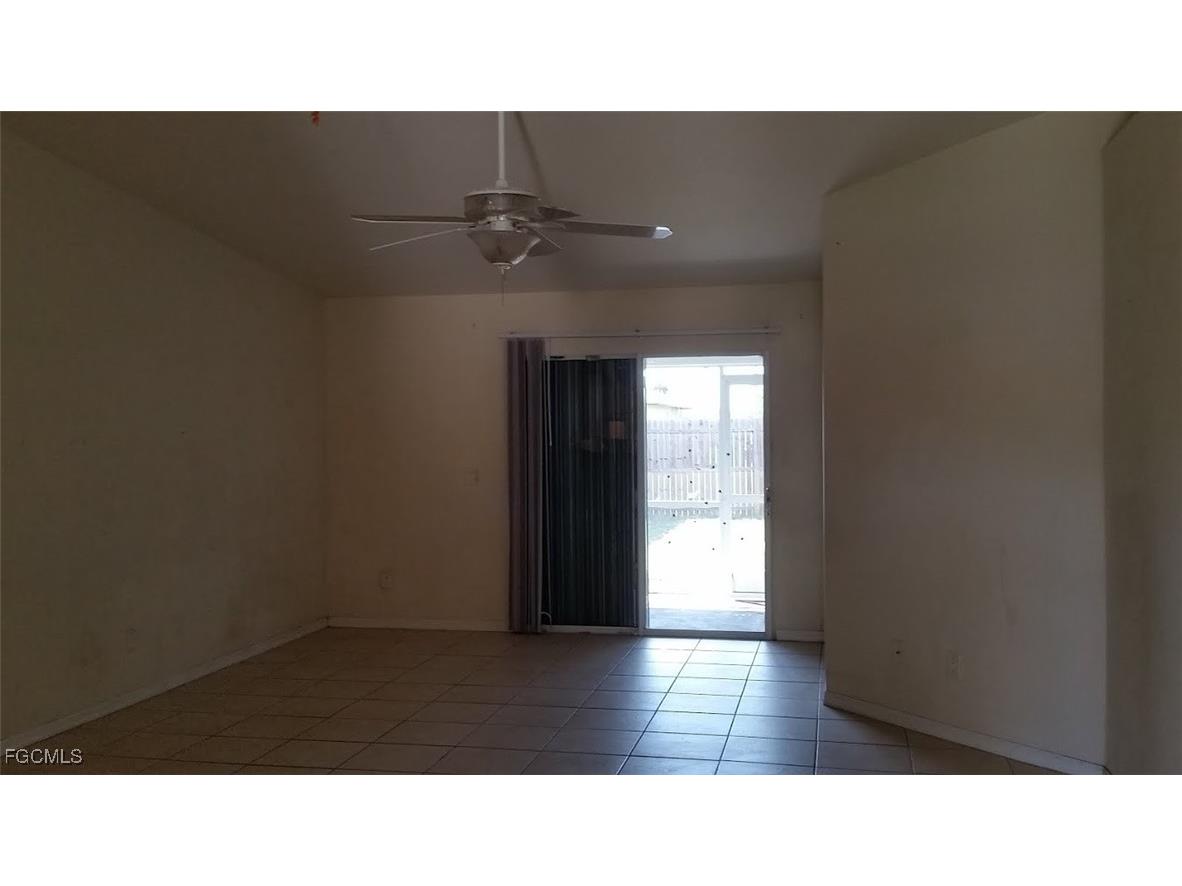 522/524 NE 24th Place Cape Coral FL 33909 2025012337 image8