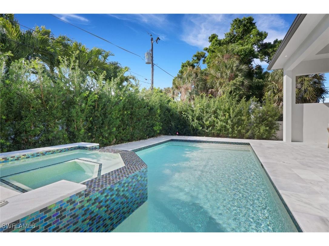 522 98th Avenue N Naples FL 34108 226000292 image33