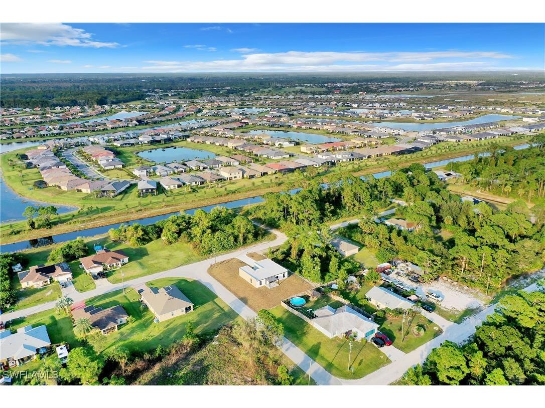 522 Alabaster Street Lehigh Acres FL 33972 224088313 image1