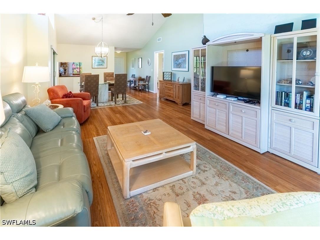 522 Beachwalk Circle Naples FL 34108 226018838 image10