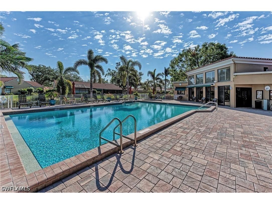 522 Beachwalk Circle Naples FL 34108 226018838 image32