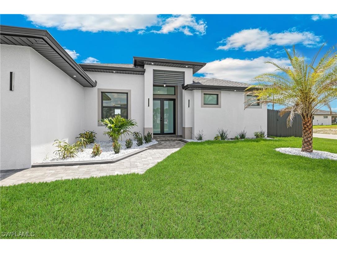 522 NE 6th Terrace Cape Coral FL 33909 223029668 image1