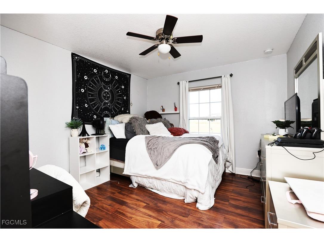 522 NW 21st Street Cape Coral FL 33993 2025021615 image14