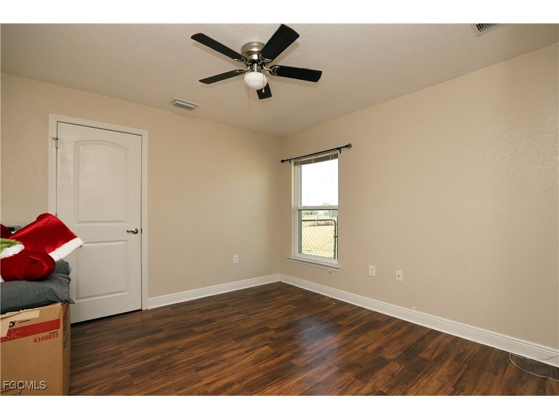 522 NW 21st Street Cape Coral FL 33993 2025021615 image17