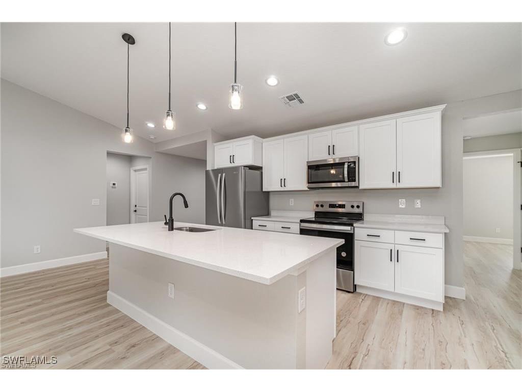 522 NW 7th Avenue Cape Coral FL 33993 224076012 image1