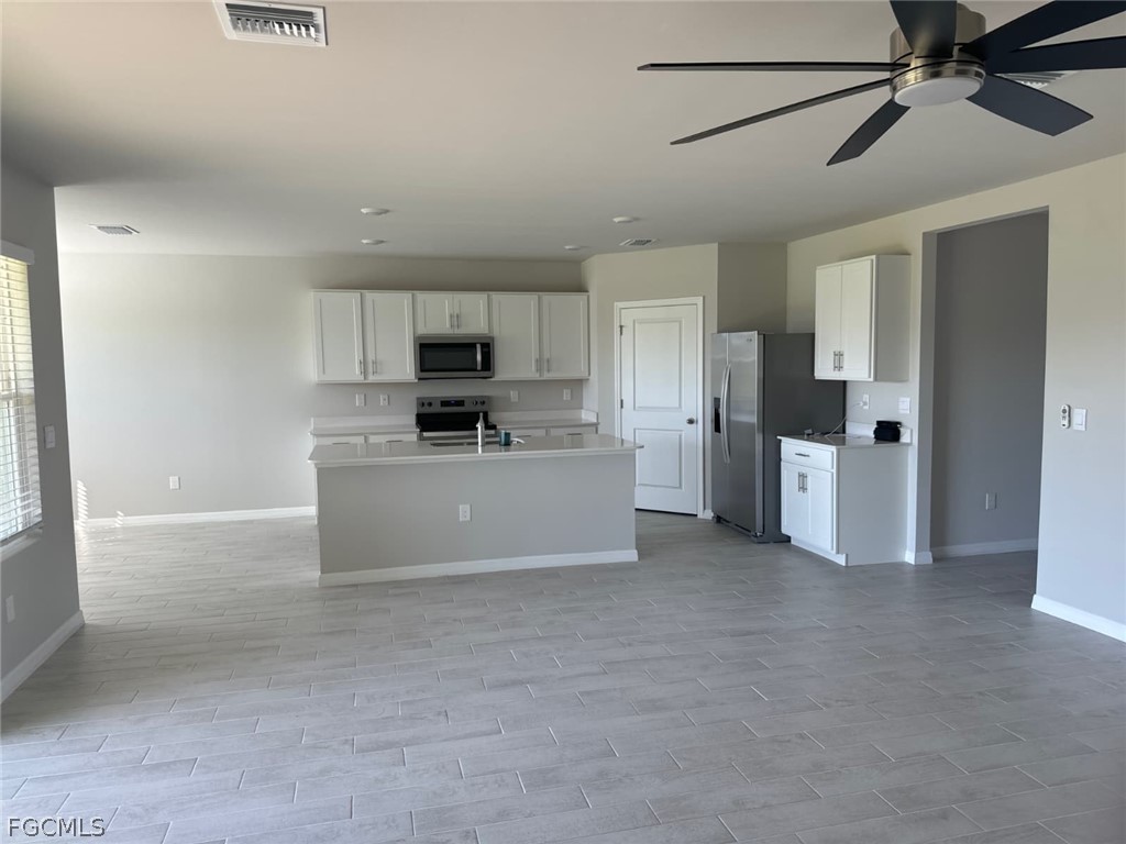 522 NW 7th Street Cape Coral FL 33993 2026007021 image2