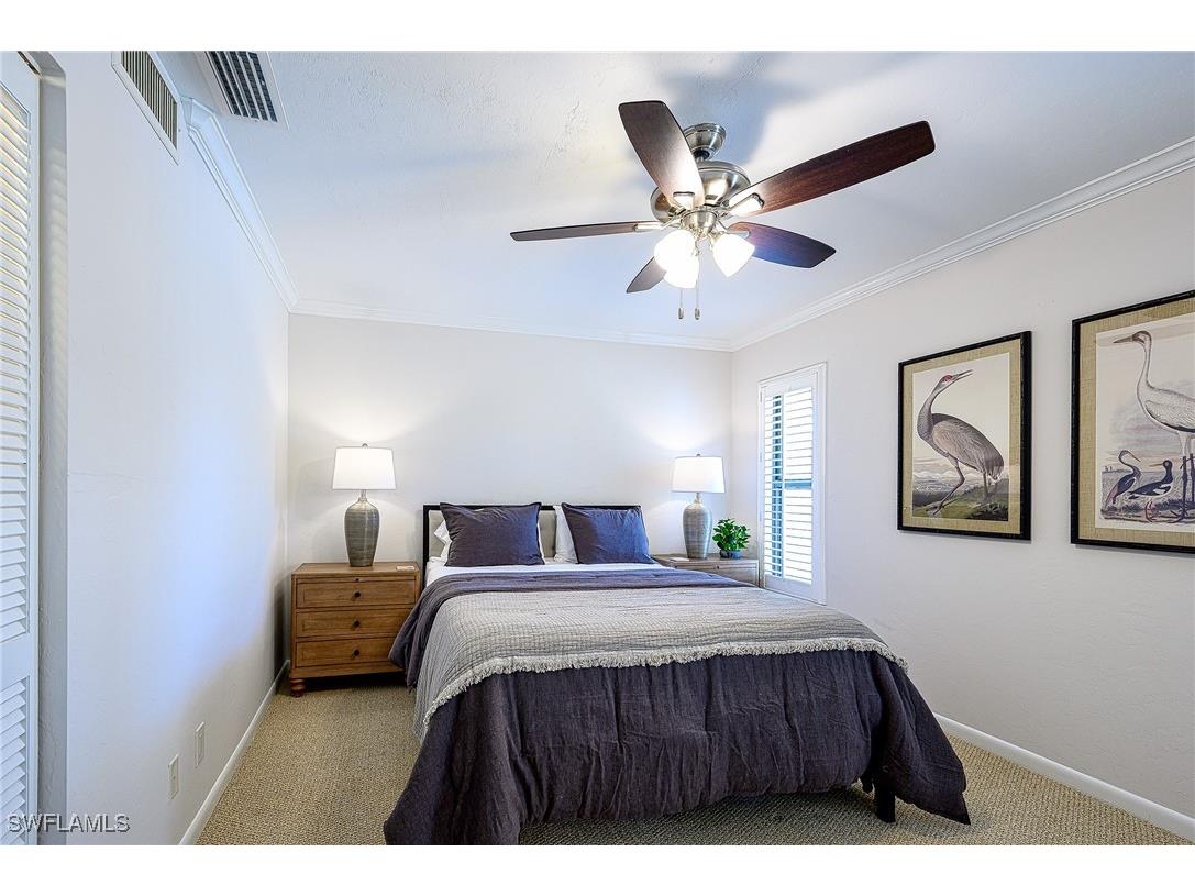 522 Wildwood Lane #522 Naples FL 34105 225059603 image16