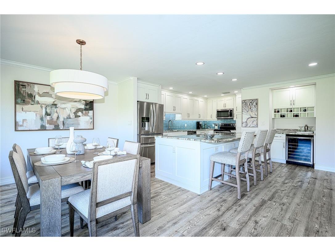 522 Wildwood Lane #522 Naples FL 34105 225059603 image7